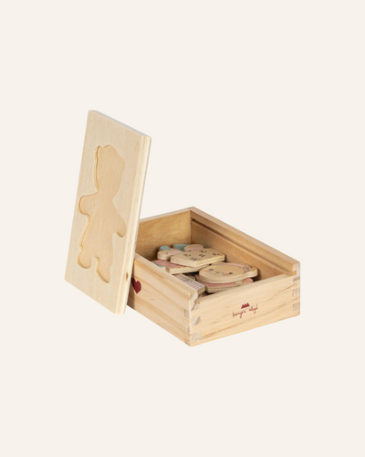 WOODEN TEDDY DRESS UP PUZZLE - BØRN BABY