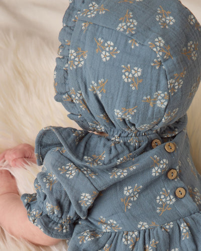 WOVEN RUFFLE BONNET
