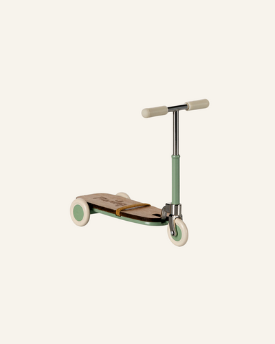 KICK BOARD SCOOTER