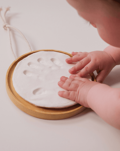 WOODEN MEDALLION KEEPSAKE ORNAMENT - petit artichaut - bornbaby