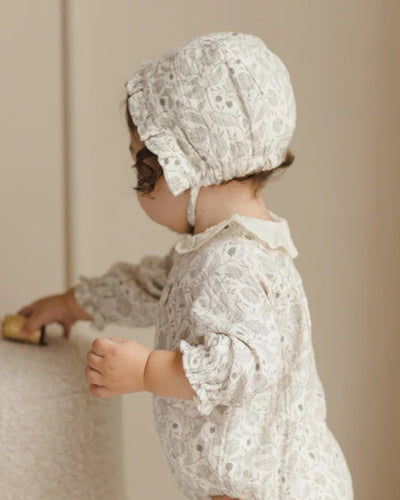 WOVEN RUFFLE BONNET