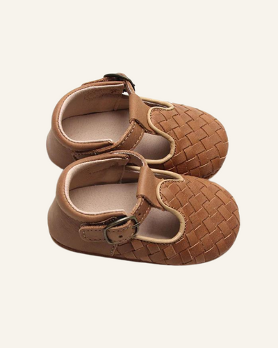 LEATHER WOVEN T-BAR SANDAL - SOFT SOLE - BØRN BABY